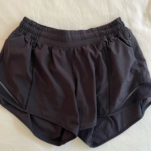 LULULEMON Hotty Hot shorts
